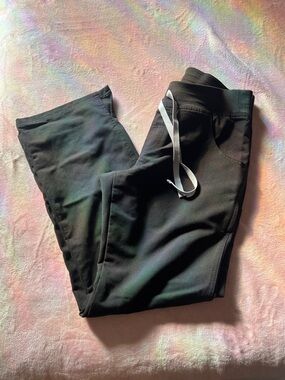 Black FIGS Kade Pants